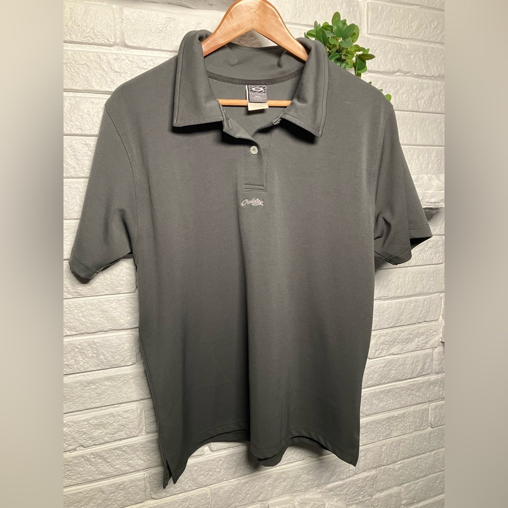 Oakley software vintage 90s Polo made in USA polyester embroidery center logo